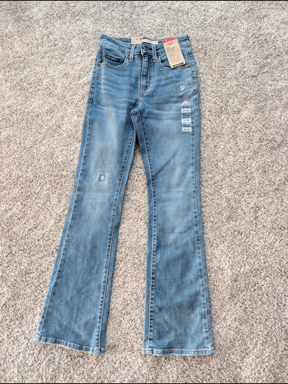 NWT Levi's 725 High Rise Boot cut Medium Blue Wash 24x30